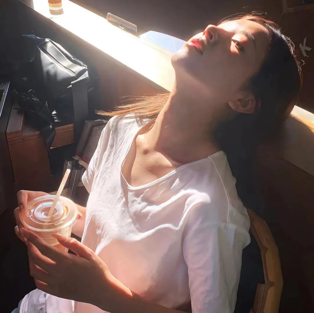 寡妇春情海报